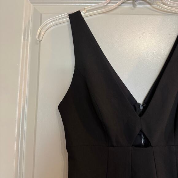 Alice + Olivia Women's Size 4 Black 'Yve' Cutout Sleeveless Sheath Dress - Picture 11 of 14